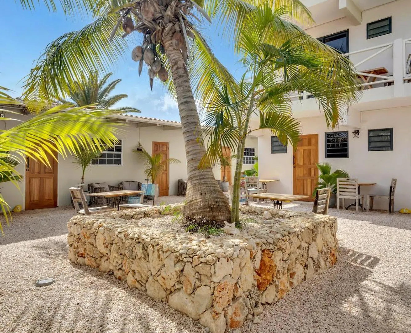 The Hut Bonaire location